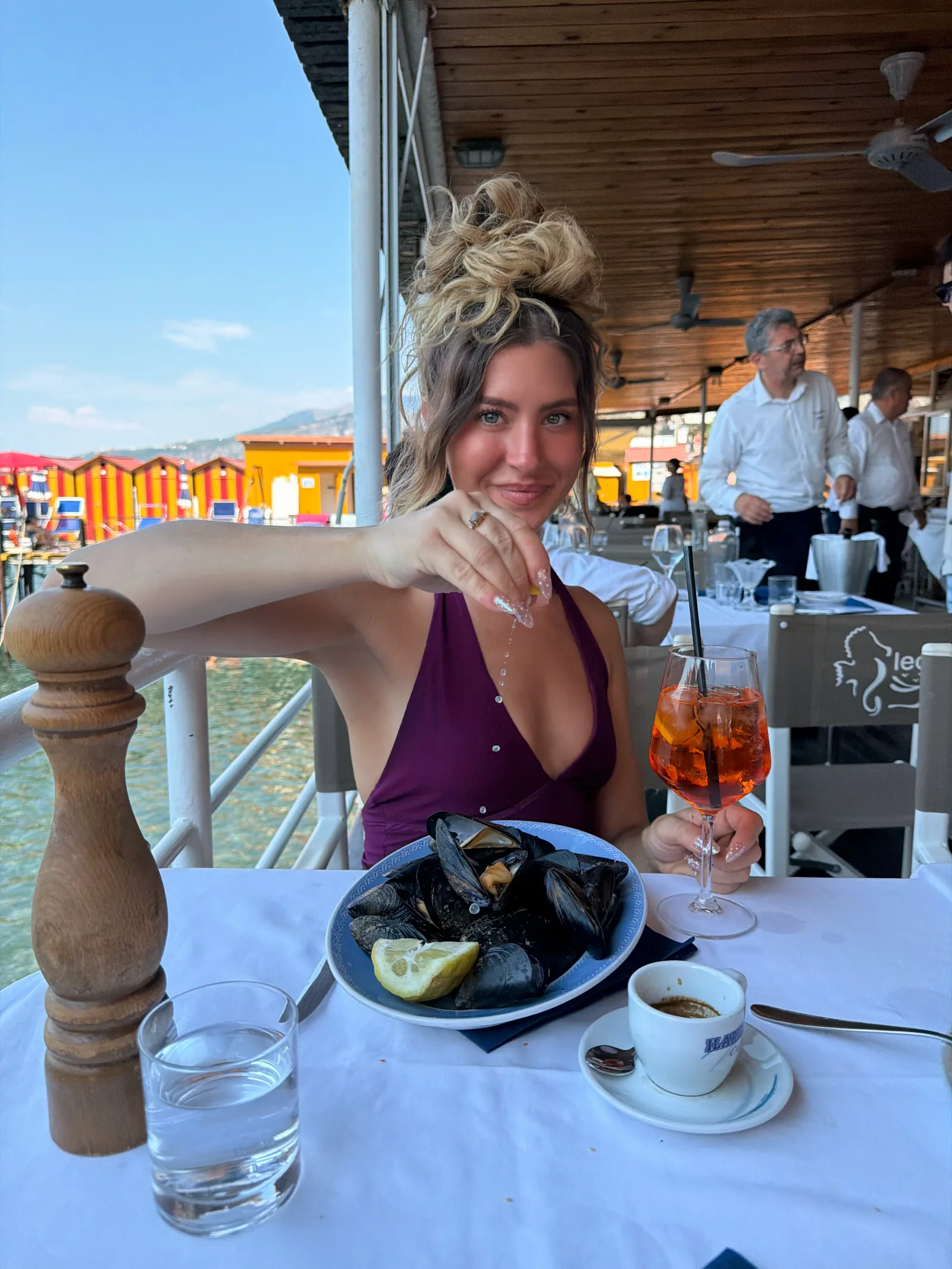 impepata di cozze, Leonelli's Beach Club Restaurant, Sorrento, Italy